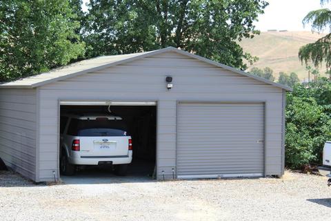 30471 Sierra Sunrise Dr, Exeter, CA 93221 photo 3
