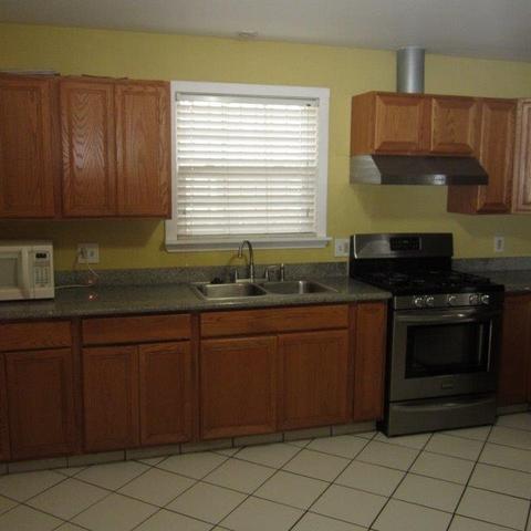 1277 S 2nd Ave, Dinuba, CA 93618 photo 4