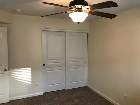 1629 E Parkview Ave, Visalia, CA 93292 photo 18