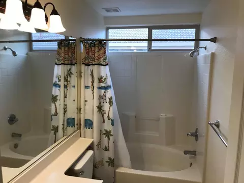1629 E Parkview Ave, Visalia, CA 93292 photo 19