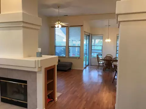 1629 E Parkview Ave, Visalia, CA 93292 photo 9
