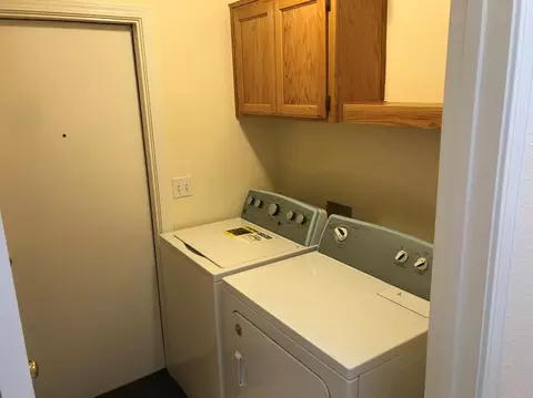 1629 E Parkview Ave, Visalia, CA 93292 photo 16