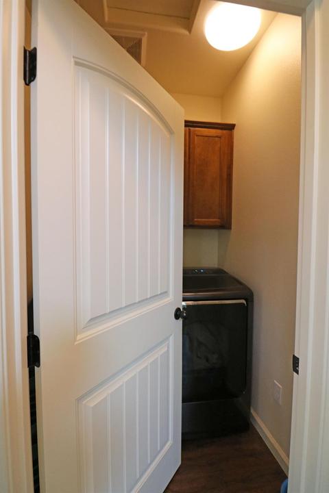 908 E Vine Ct, Visalia, CA 93292 photo 20