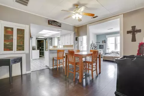 124 E Myrtle St, Hanford, CA 93230 photo 16