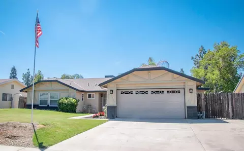 1901 E Mary Ave, Visalia, CA 93292 photo 1