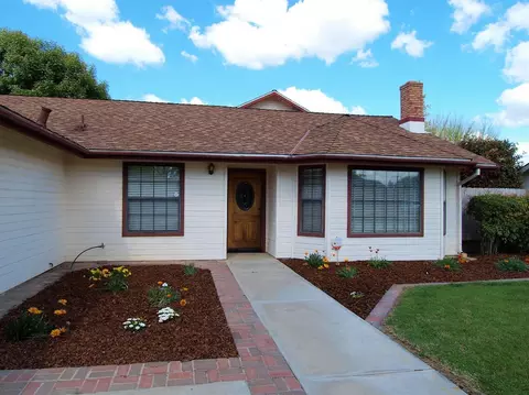 529 Gearey Ave, Exeter, CA 93221 photo 3