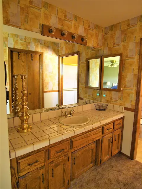 529 Gearey Ave, Exeter, CA 93221 photo 21