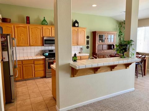390 Hearth Way, Lemoore, CA 93245 photo 5