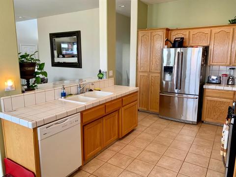 390 Hearth Way, Lemoore, CA 93245 photo 6