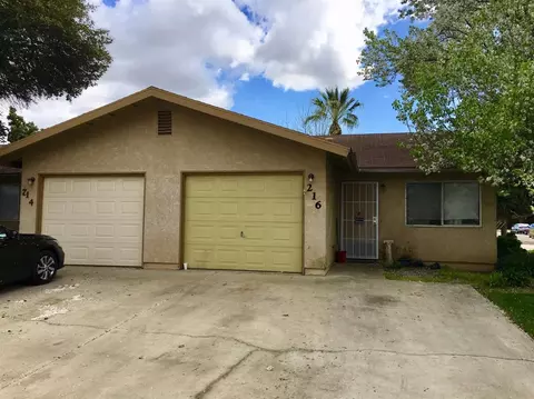 210 Vine St, Exeter, CA 93221 photo 4