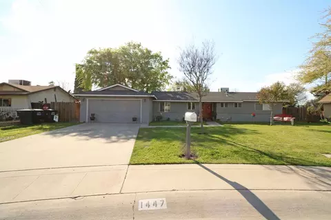 1447 S Thomas Ct, Visalia, CA 93292 photo 1