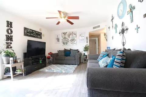 1447 S Thomas Ct, Visalia, CA 93292 photo 7