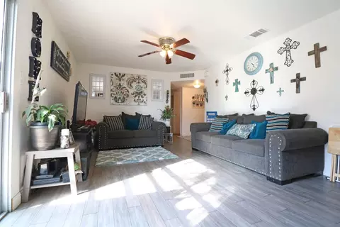 1447 S Thomas Ct, Visalia, CA 93292 photo 6