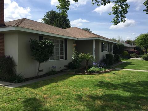1311 W Iris Ave, Visalia, CA 93277 photo 2
