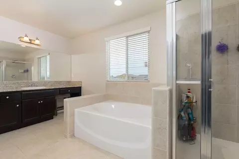 3941 Dearborn Ave, Clovis, CA 93619 photo 12