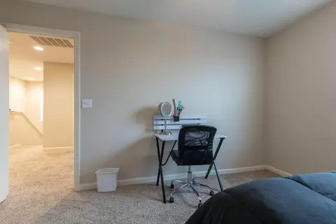 3941 Dearborn Ave, Clovis, CA 93619 photo 18