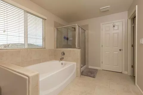 3941 Dearborn Ave, Clovis, CA 93619 photo 13