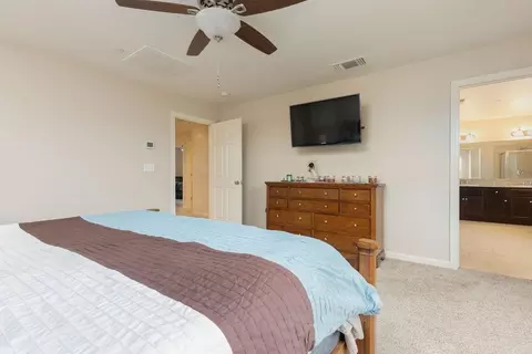 3941 Dearborn Ave, Clovis, CA 93619 photo 11