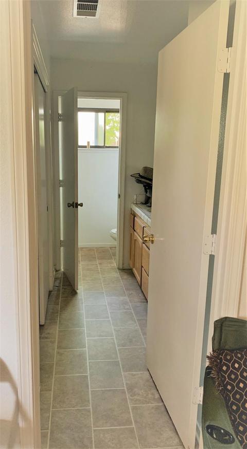 1106 E Malone St, Hanford, CA 93230 photo 8