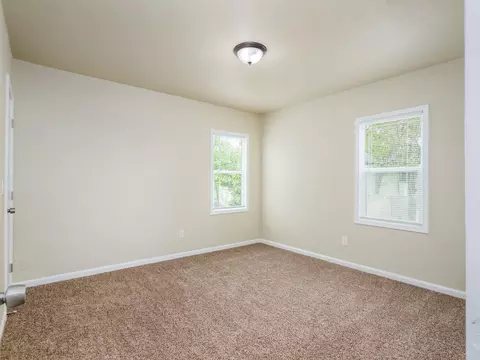 321 E Strother Ave, Fresno, CA 93706 photo 14