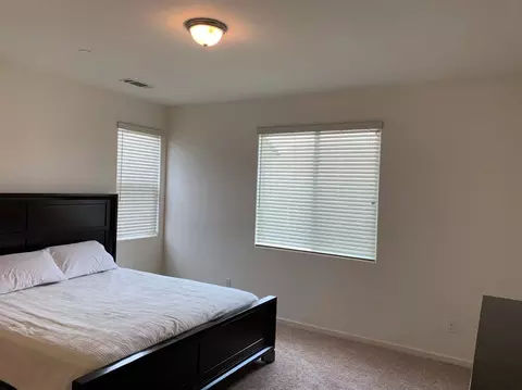 1118 E Copper Ct, Visalia, CA 93292 photo 16