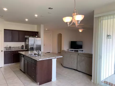 1118 E Copper Ct, Visalia, CA 93292 photo 10