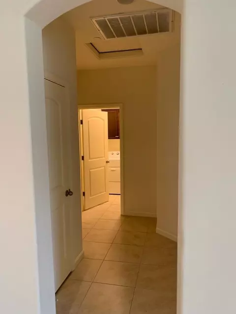 1118 E Copper Ct, Visalia, CA 93292 photo 14