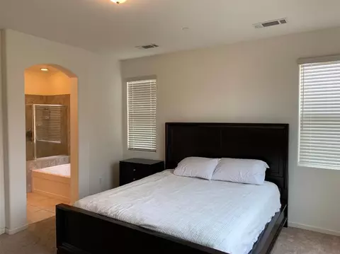 1118 E Copper Ct, Visalia, CA 93292 photo 17