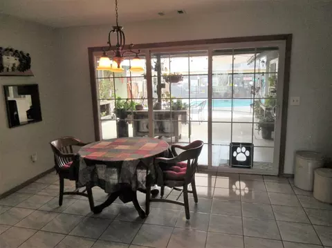 899 E Pleasant Ave, Tulare, CA 93274 photo 11
