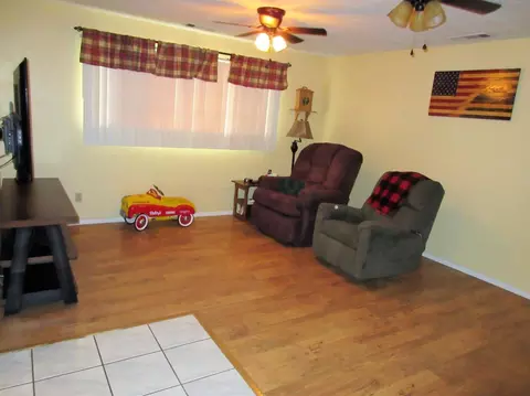 899 E Pleasant Ave, Tulare, CA 93274 photo 14