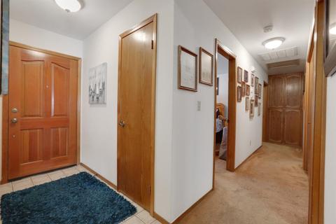 2029 E Paradise Ave, Visalia, CA 93292 photo 3