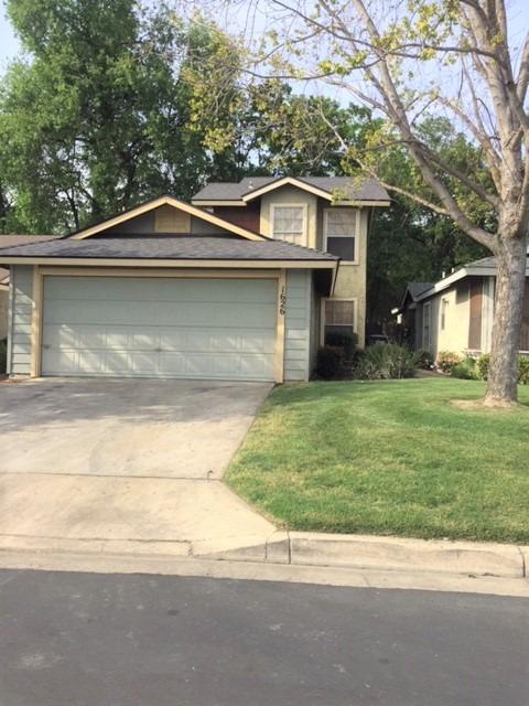 1626 E Sunnyview Ave, Visalia, CA 93292 photo 1