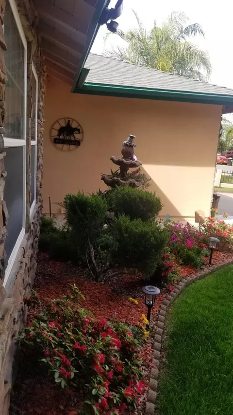 2425 N Bradley St, Visalia, CA 93292 photo 96