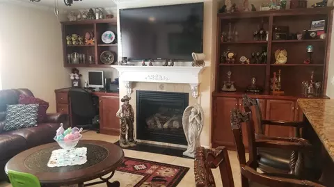 2425 N Bradley St, Visalia, CA 93292 photo 58