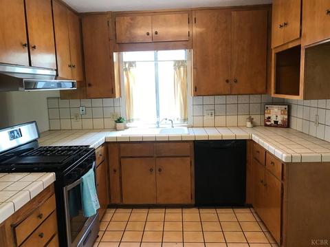 610 Orangewood Dr, Lemoore, CA 93245 photo 7