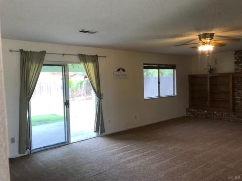 610 Orangewood Dr, Lemoore, CA 93245 photo 11