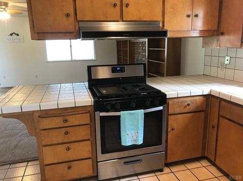 610 Orangewood Dr, Lemoore, CA 93245 photo 8
