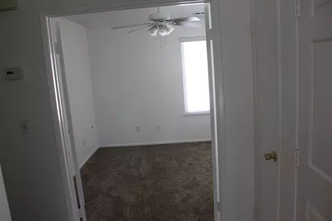 831 E Prospect Ave, Visalia, CA 93292 photo 13