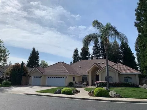 2533 E Harter Ct, Visalia, CA 93292 photo 1