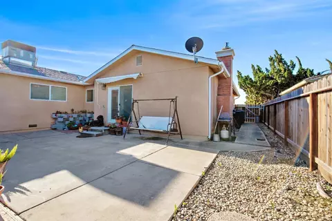 696 Wood Ln, Lemoore, CA 93245 photo 32