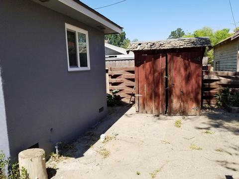 758 E King Ave, Tulare, CA 93274 photo 6