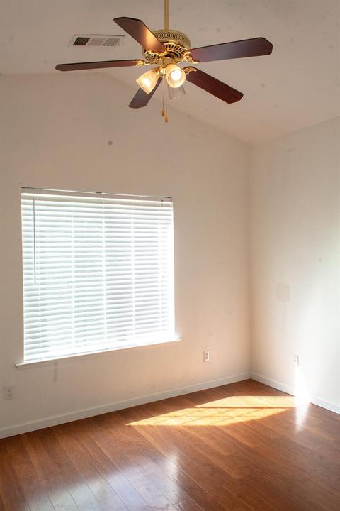 1436 Persimmon St, Lemoore, CA 93245 photo 29