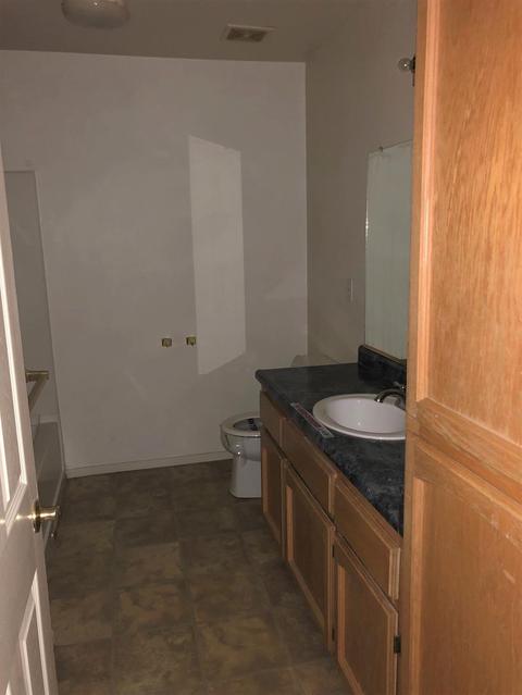 711 Claudia Dr, Lemoore, CA 93245 photo 7