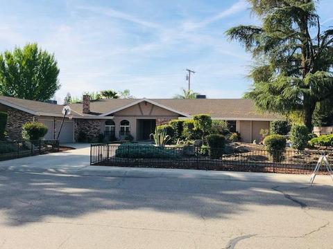 3233 W Iris Ave, Visalia, CA 93277 photo 2