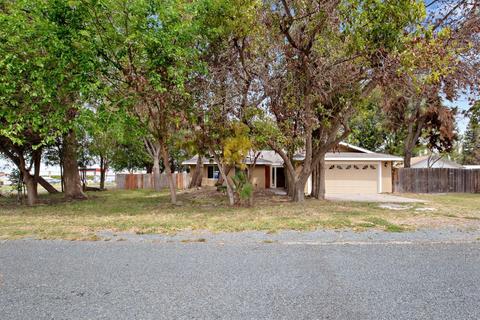 21712 Badger Hill Ave, Exeter, CA 93221 photo 2