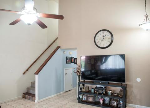918 E Sunnyview Ave, Visalia, CA 93292 photo 14