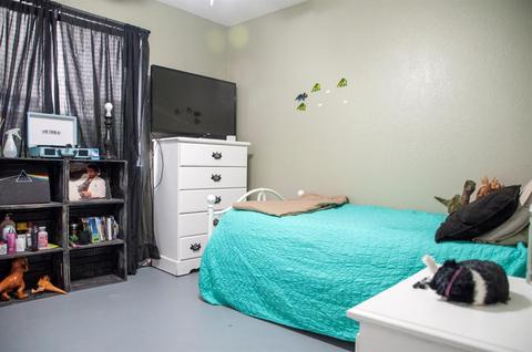 918 E Sunnyview Ave, Visalia, CA 93292 photo 24