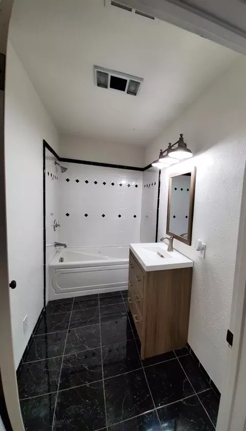 2933 E Duran Ave, Visalia, CA 93292 photo 21
