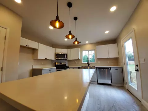 2933 E Duran Ave, Visalia, CA 93292 photo 17