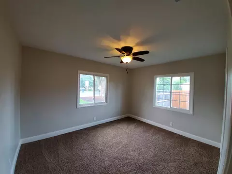 2933 E Duran Ave, Visalia, CA 93292 photo 20